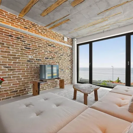Apartment Design Lux Apartment Beauty In Bamboo Garden,No Shoes Allowed Inside *